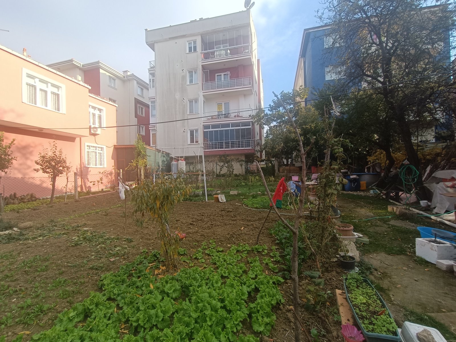 Silivri Alibey Mahallesinde 4 Kat Konut İmarlı Satılık Arsa