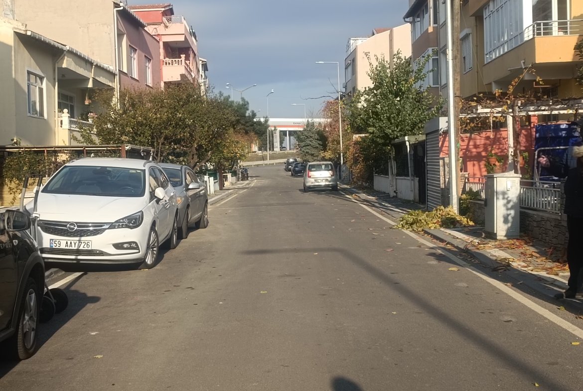 Silivri Alibey Mahallesinde 4 Kat Konut İmarlı Satılık Arsa