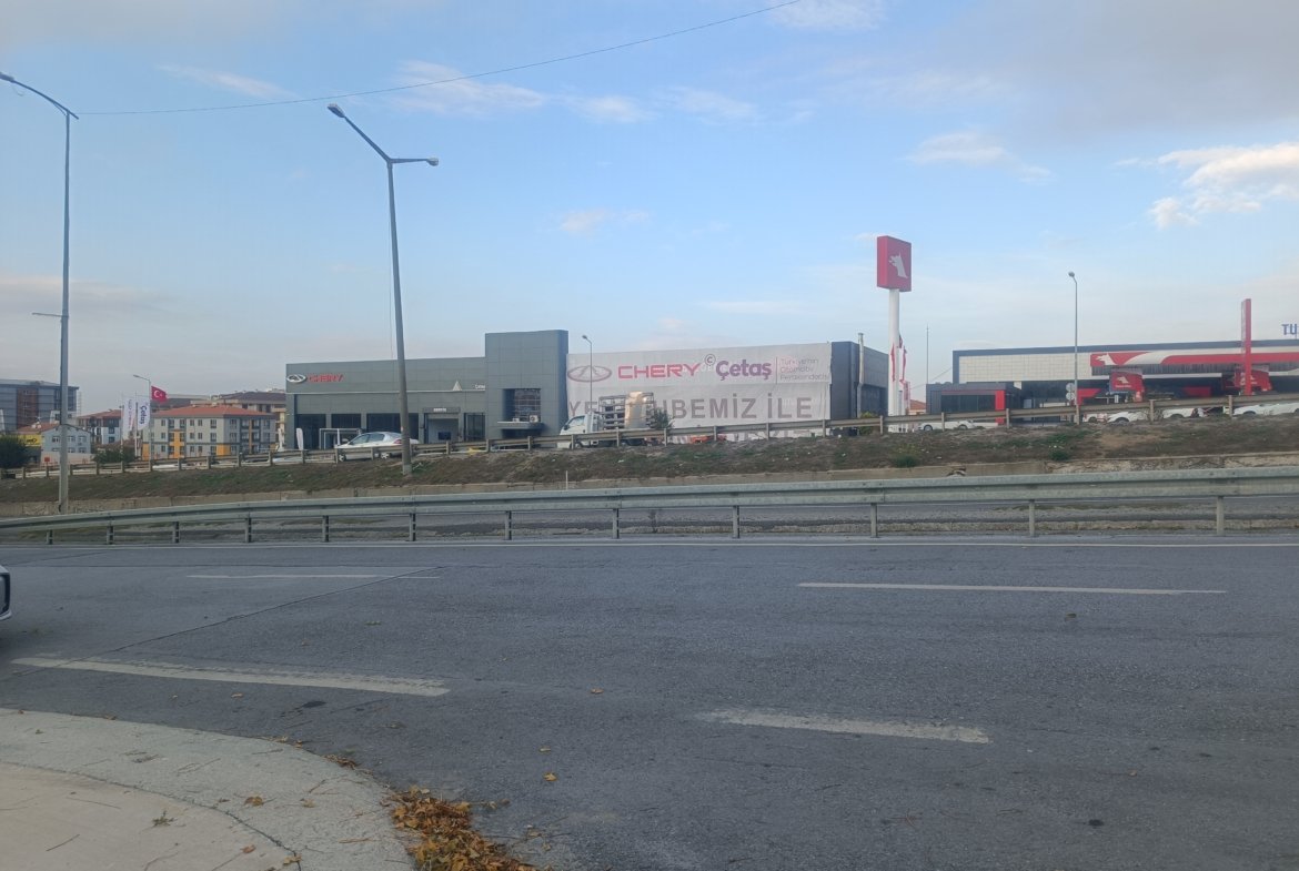 Silivri Alibey Mahallesinde 4 Kat Konut İmarlı Satılık Arsa