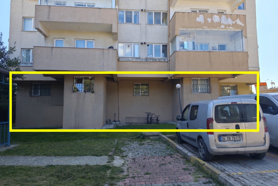 Beylikdüzü Adnan Kahveci Mahallesi Onurkent Sitesi 4+1 Giriş Kat Satılık Daire