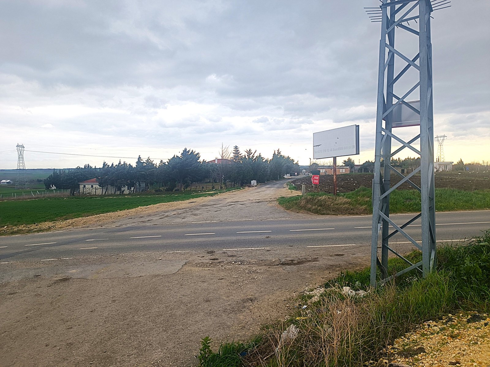 IMG_20250205_144700 Silivri İlçesi Fenerköy Mahallesi Merkeze Yakın Yatırımlık Satılık Tarla