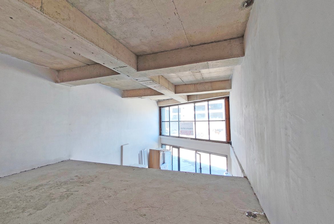 Esenyurt Ödül İstanbul Sitesi Sanayi Caddesi Üzerinde Üç Katlı Kiralık Emsalsiz Dükkan