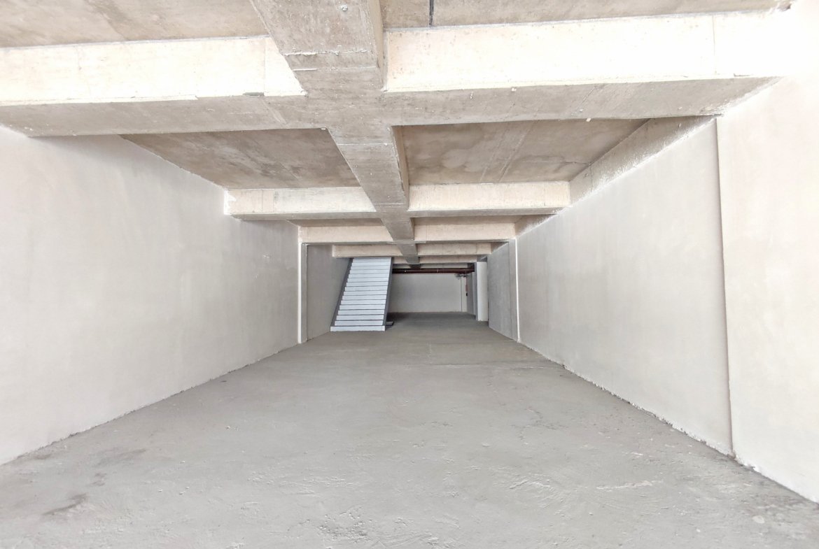 Esenyurt Ödül İstanbul Sitesi Sanayi Caddesi Üzerinde Üç Katlı Kiralık Emsalsiz Dükkan
