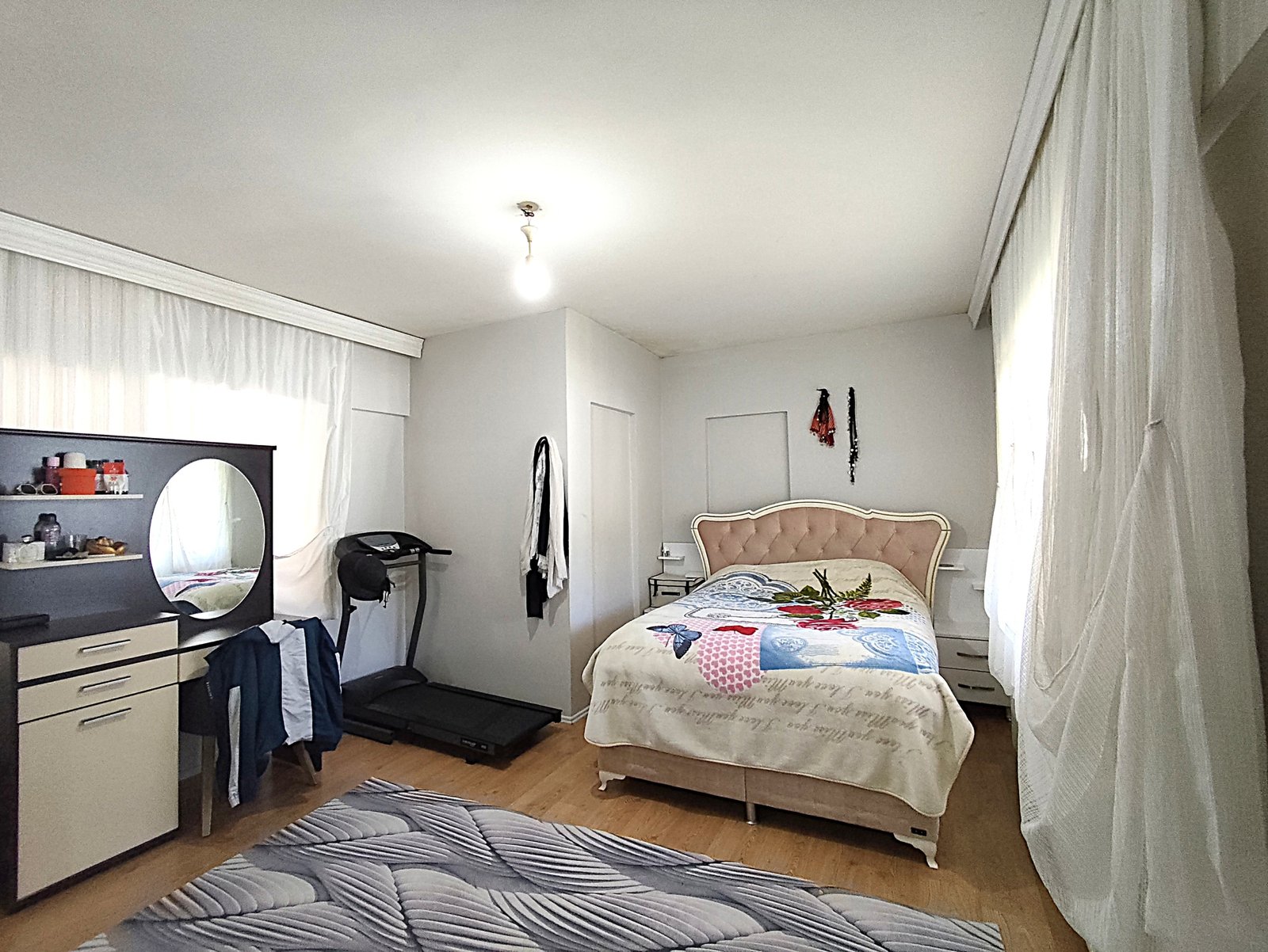 IMG_20261004_133605 Beylikdüzü Adnan Kahveci Mahallesi Onurkent Sitesi 4+1 Giriş Kat Satılık Daire