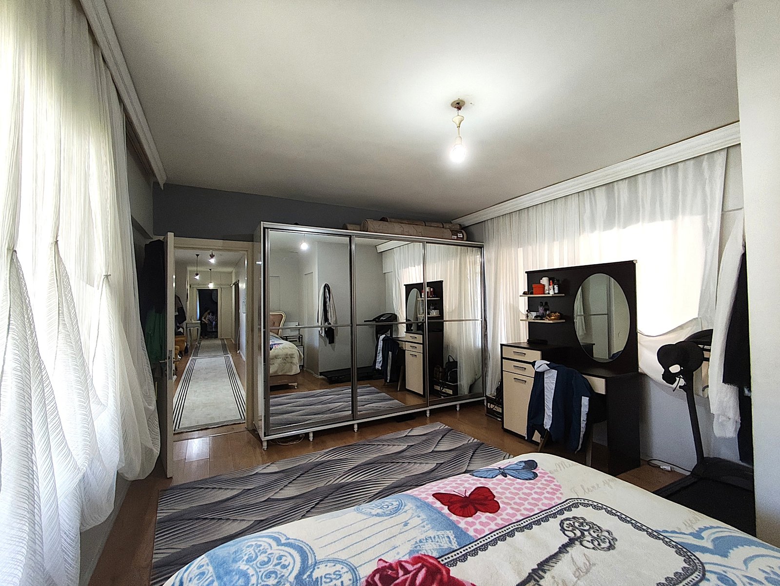 IMG_20261004_133617 Beylikdüzü Adnan Kahveci Mahallesi Onurkent Sitesi 4+1 Giriş Kat Satılık Daire