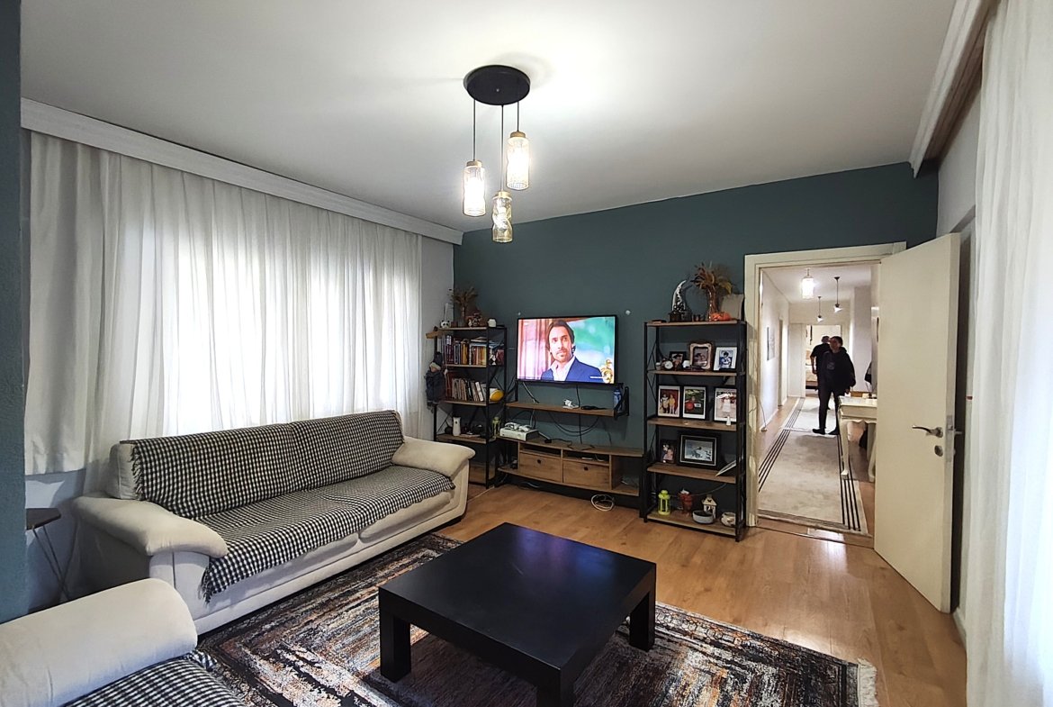 Beylikdüzü Adnan Kahveci Mahallesi Onurkent Sitesi 4+1 Giriş Kat Satılık Daire