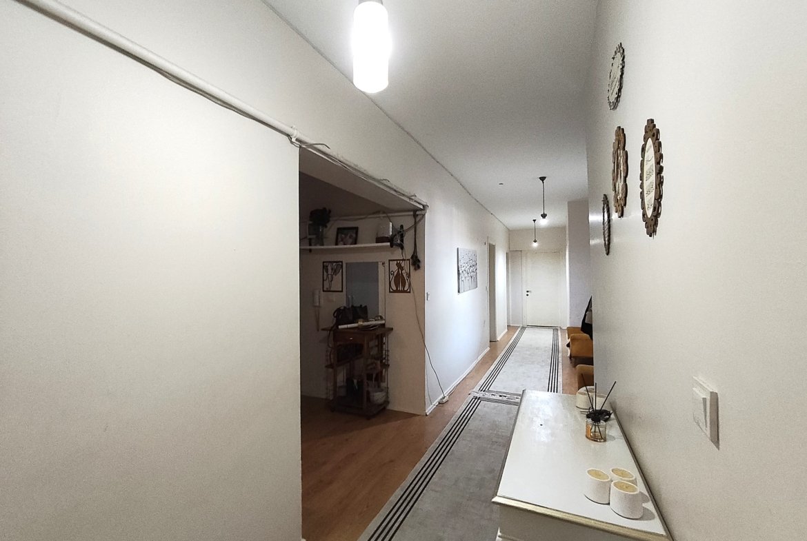 Beylikdüzü Adnan Kahveci Mahallesi Onurkent Sitesi 4+1 Giriş Kat Satılık Daire